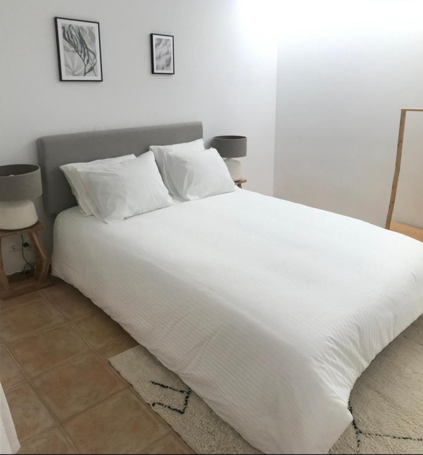 Accommodation In Sesimbra - Two Double Bedroom Kültér fotó